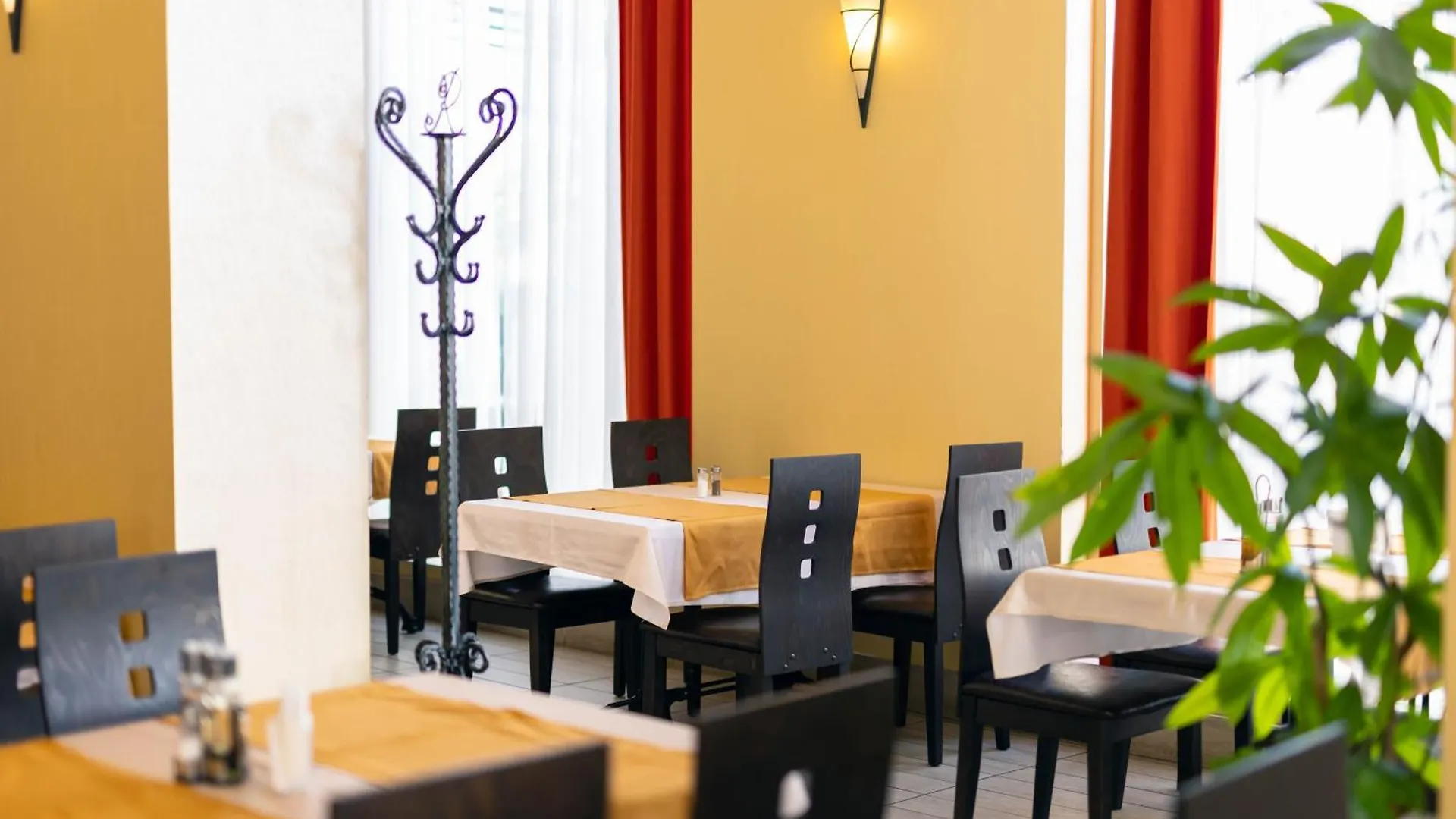 Hotel Rome Palace Deluxe Sunny Beach